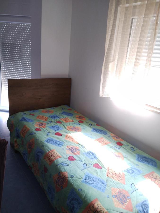 Emy Apartment คาสตาฟ ภายนอก รูปภาพ